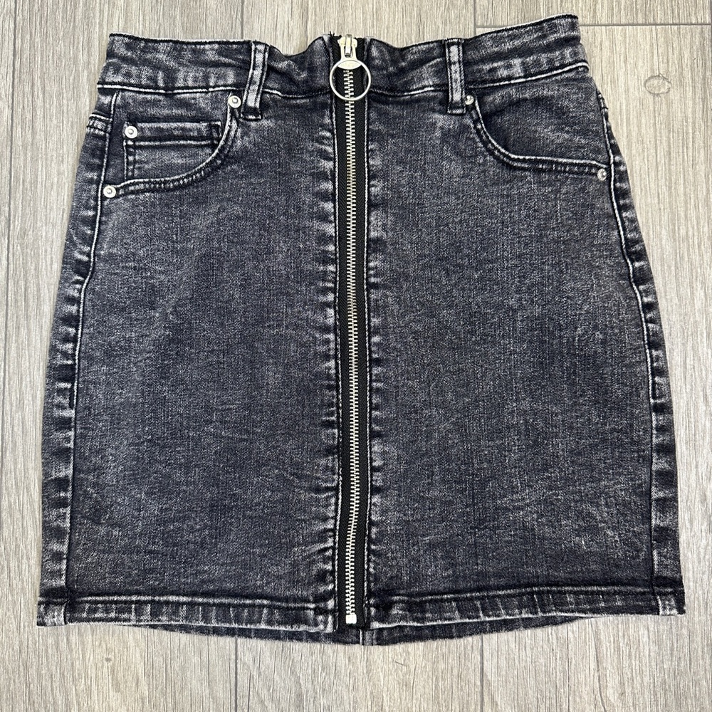 Garage Black Acid Wash Denim Mini Skirt XS | Zip Front High Rise Grunge